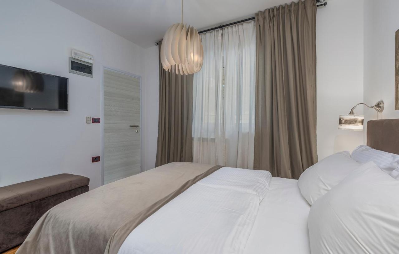 Rooms Porto Savudrija Bagian luar foto