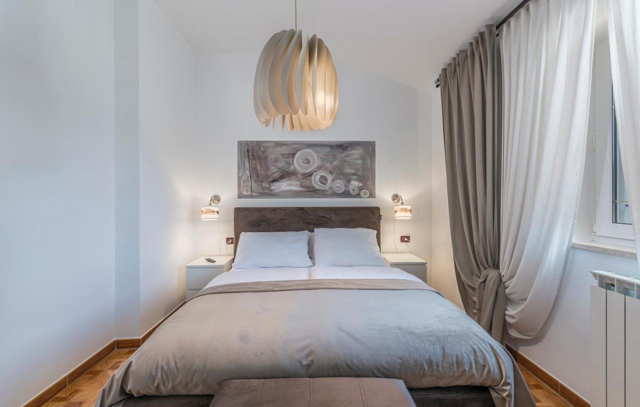 Rooms Porto Savudrija Bagian luar foto